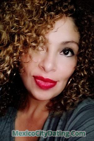 204169 - Seidy Age: 52 - Costa Rica