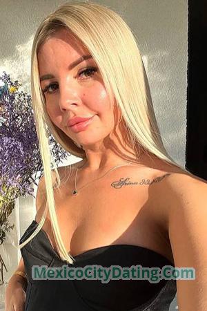 226213 - Viktoriia Age: 32 - Ukraine