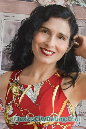 226405 - Beatriz Age: 56 - Peru