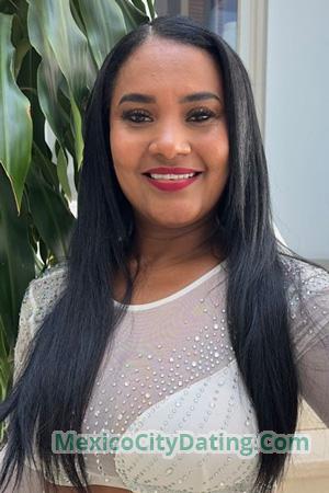 226518 - Paola Age: 40 - Colombia