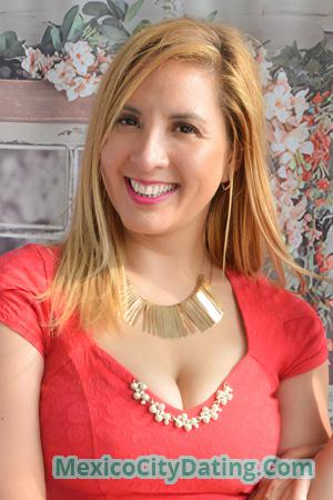 226550 - Andrea Age: 36 - Peru