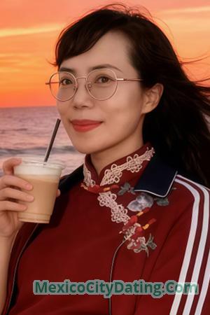 227218 - Emily Age: 62 - China