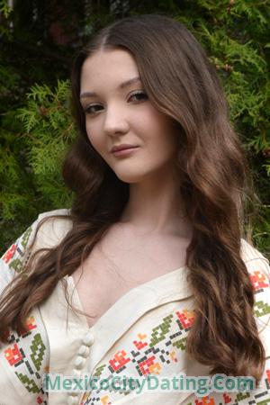 228185 - Sofia Age: 18 - Ukraine