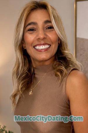228213 - Aide Age: 44 - Colombia