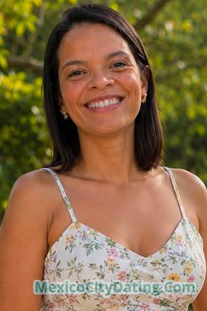 228891 - Yessica Age: 38 - Colombia