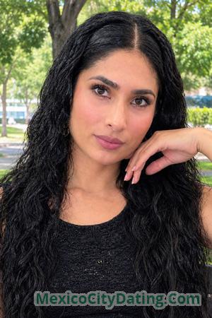 229249 - Mayleth Age: 32 - Colombia